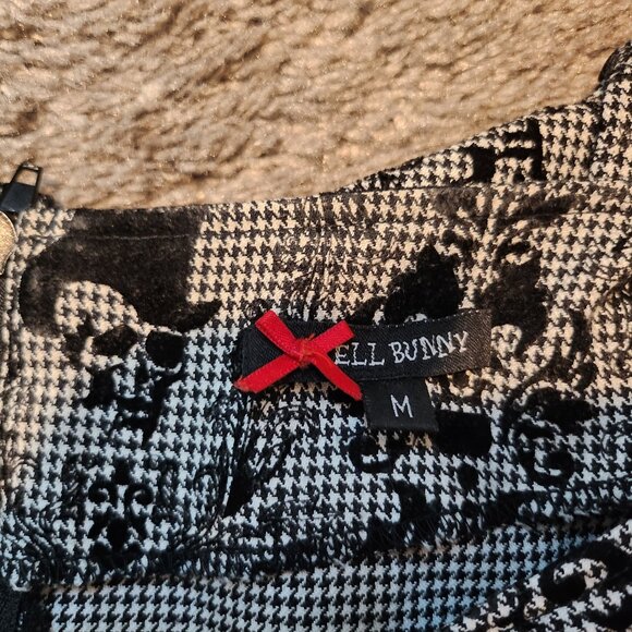 Hell Bunny Skirt - Picture 3 of 3